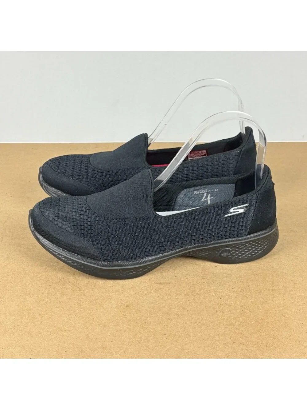 Skechers Go Walk 4 Pursuit Comfort Shoes Womens 8 Black Slip On Goga Max
